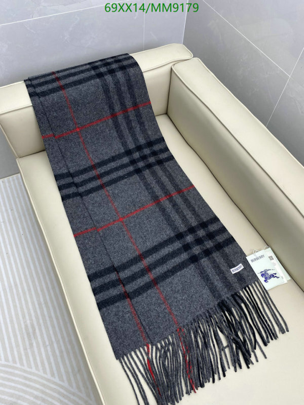 Scarf-Burberry Code: MM9179 $: 69USD