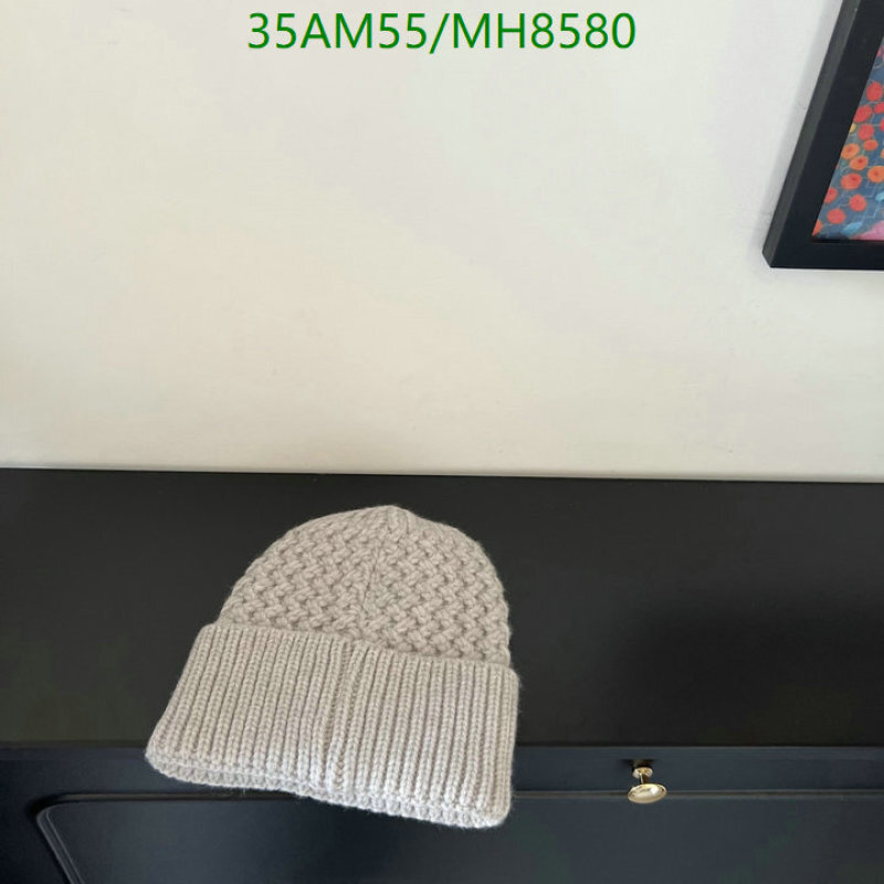 Cap-(Hat)-Miu Miu Code: MH8580 $: 35USD