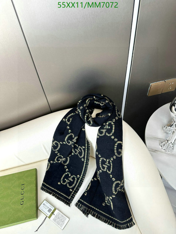Scarf-Gucci Code: MM7072 $: 55USD