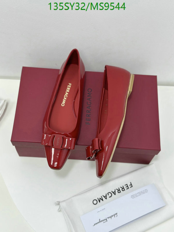 Women Shoes-Ferragamo Code: MS9544 $: 135USD