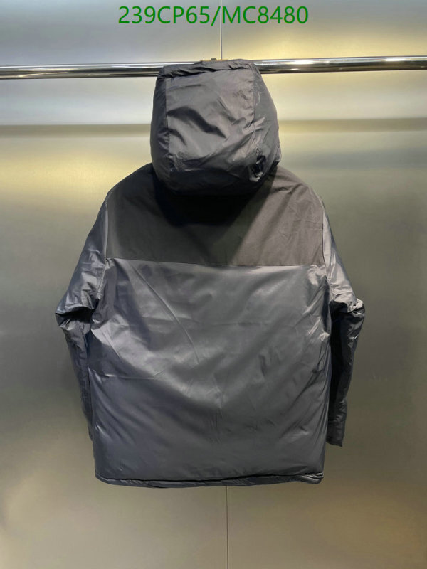 Down jacket Men-Burberry Code: MC8480 $: 239USD