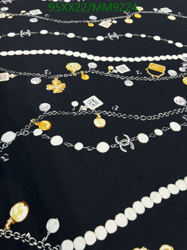 Scarf-Chanel Code: MM9224 $: 95USD