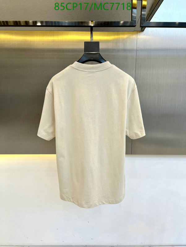 Clothing-Burberry Code: MC7718 $: 85USD