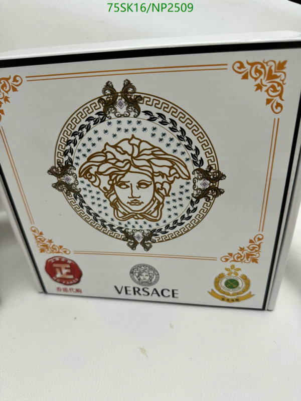 Belts-Versace Code: NP2509 $: 75USD