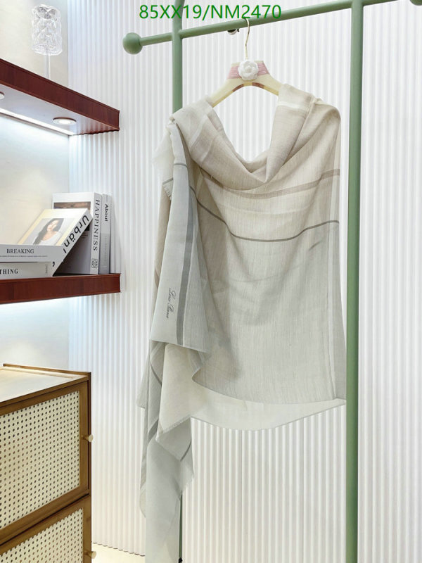 Scarf-Loro Piana Code: NM2470 $: 85USD