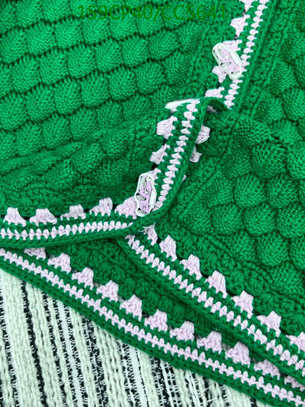 Clothing-Chanel Code: CC5641 $: 159USD