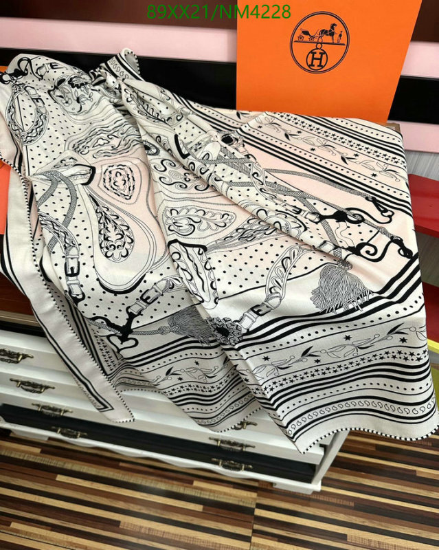 Scarf-Hermes Code: NM4228 $: 89USD