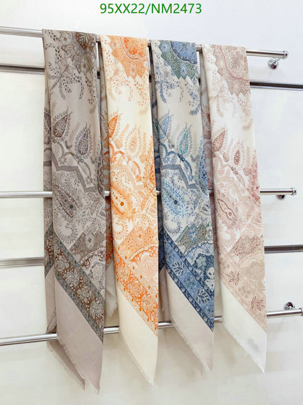 Scarf-Loro Piana Code: NM2473 $: 95USD
