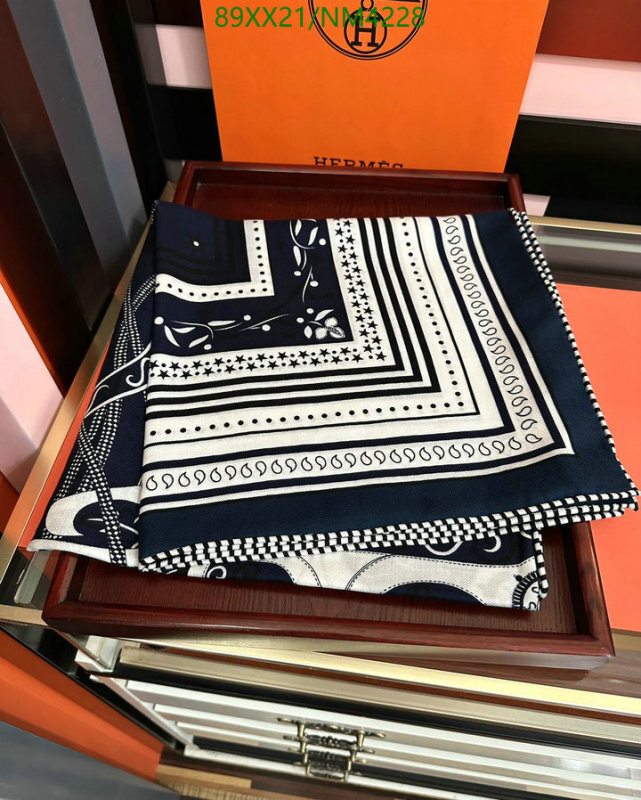 Scarf-Hermes Code: NM4228 $: 89USD