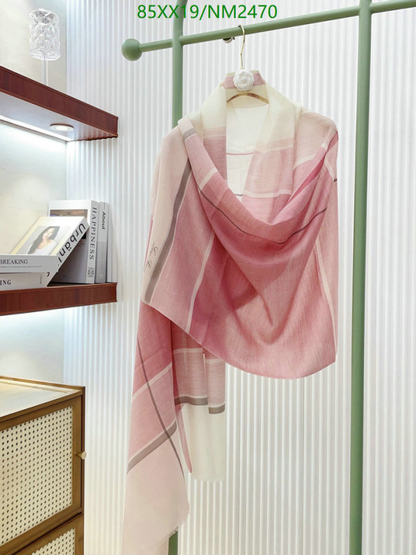 Scarf-Loro Piana Code: NM2470 $: 85USD