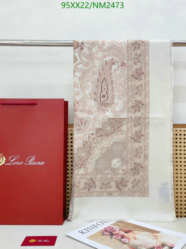 Scarf-Loro Piana Code: NM2473 $: 95USD