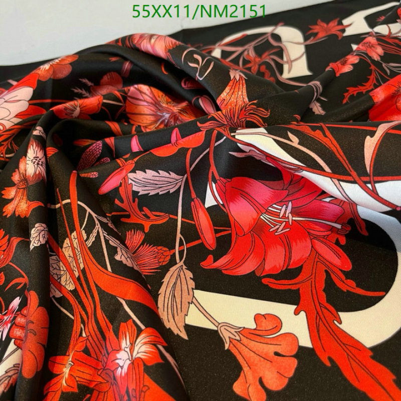 Scarf-Gucci Code: NM2151 $: 55USD