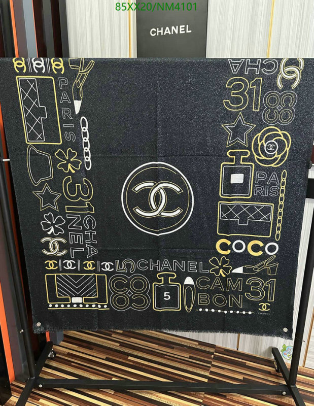 Scarf-Chanel Code: NM4101 $: 85USD