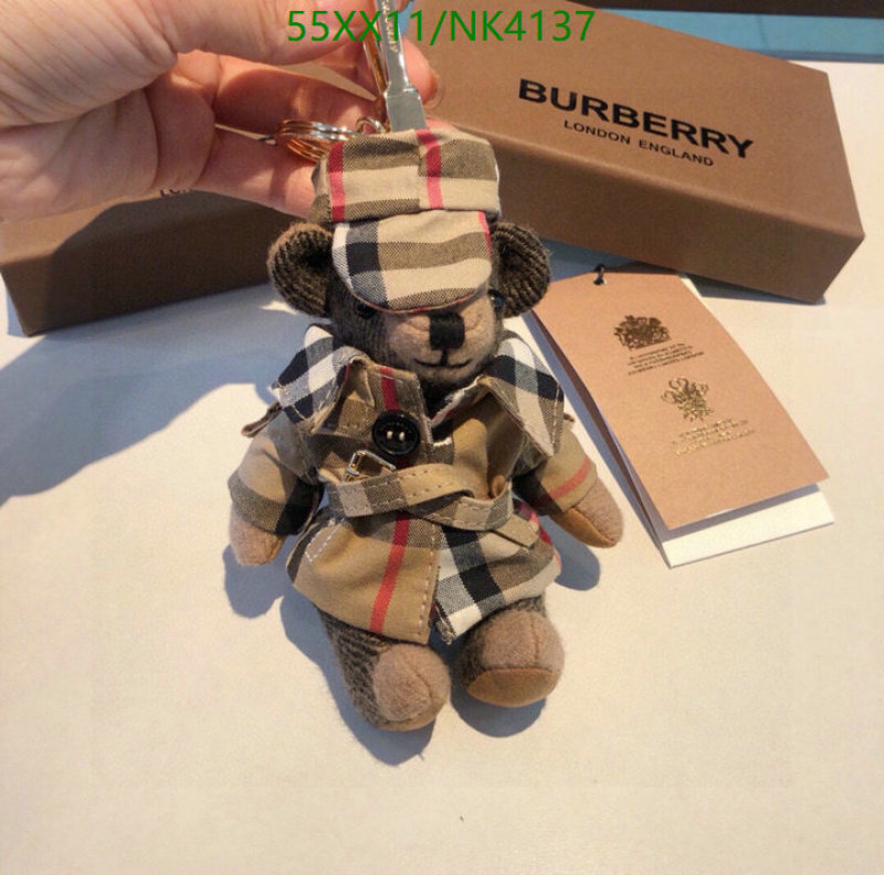 Key pendant-Burberry Code: NK4137 $: 55USD