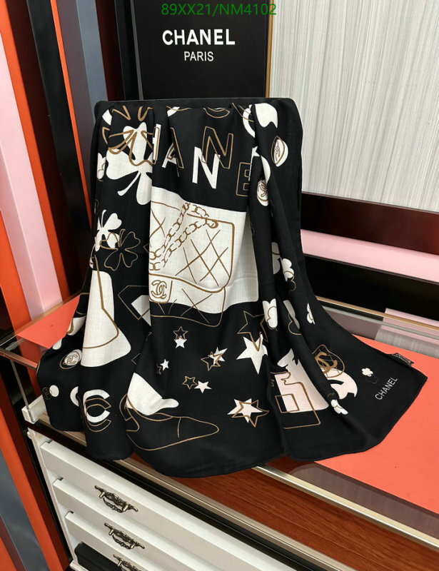 Scarf-Chanel Code: NM4102 $: 89USD