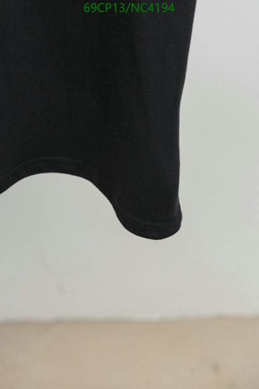Clothing-Dior Code: NC4194 $: 69USD