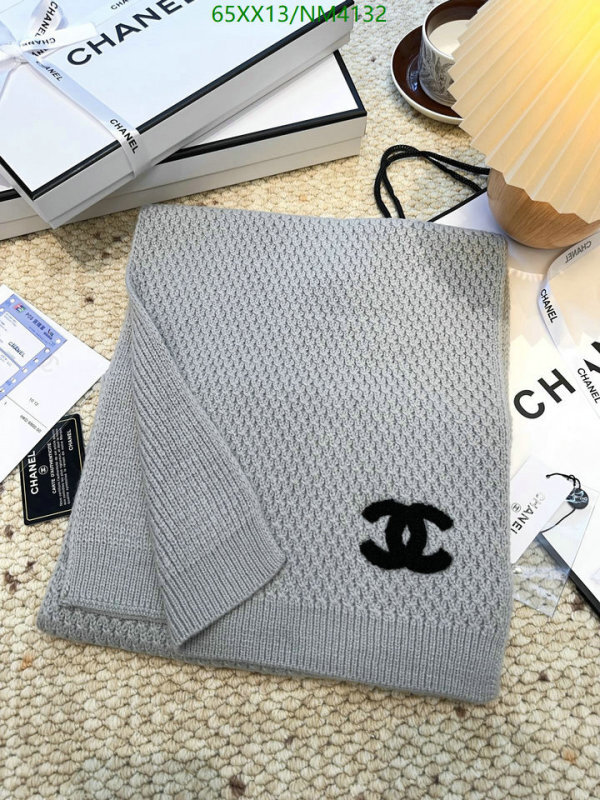 Scarf-Chanel Code: NM4132 $: 65USD