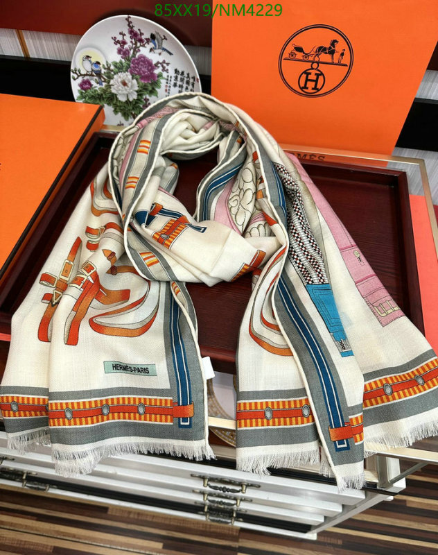 Scarf-Hermes Code: NM4229 $: 85USD