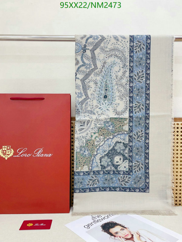 Scarf-Loro Piana Code: NM2473 $: 95USD
