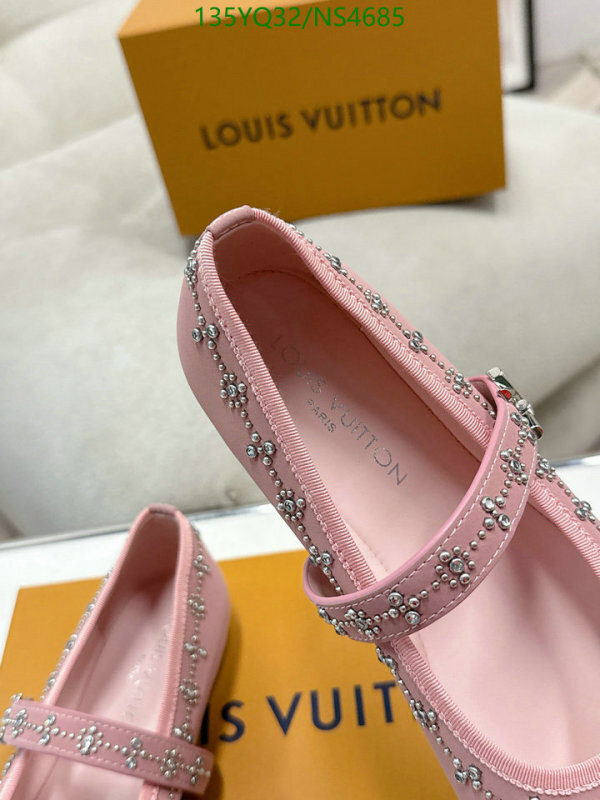 Women Shoes-LV Code: NS4685 $: 135USD