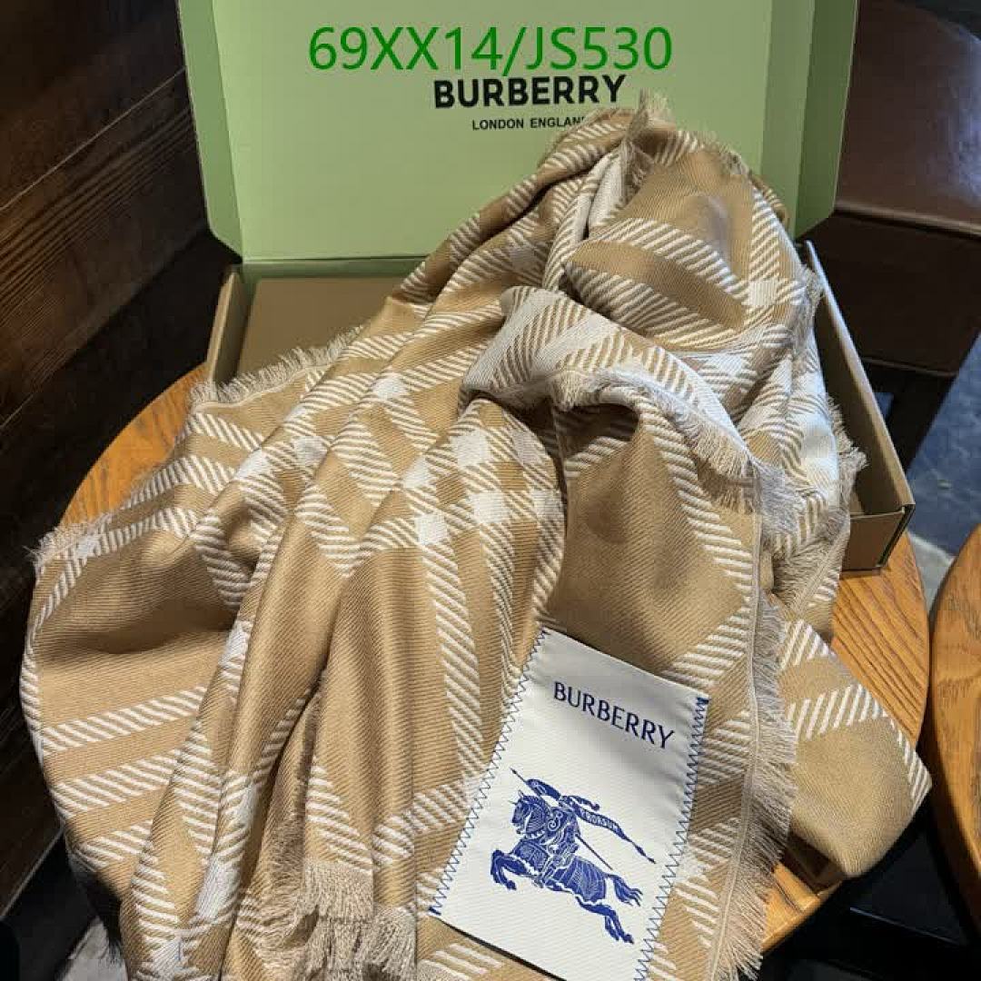 Scarf-Burberry Code: JS530 $: 69USD