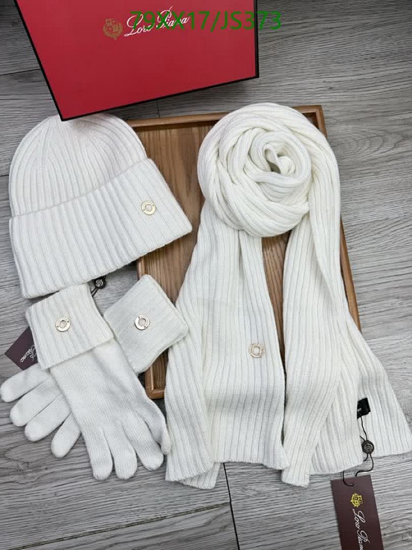 Scarf-Loro Piana Code: JS373 $: 79USD