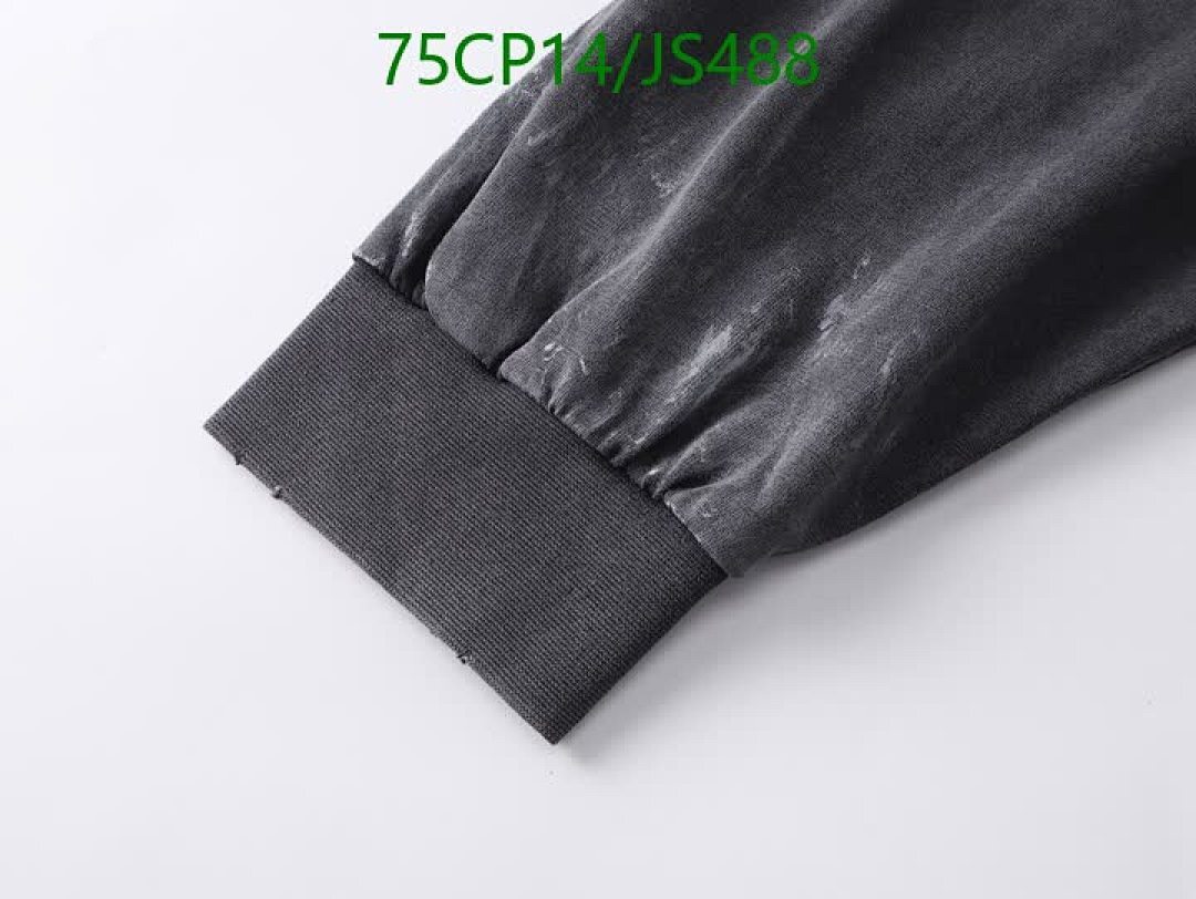 Clothing-Balenciaga Code: JS488 $: 75USD