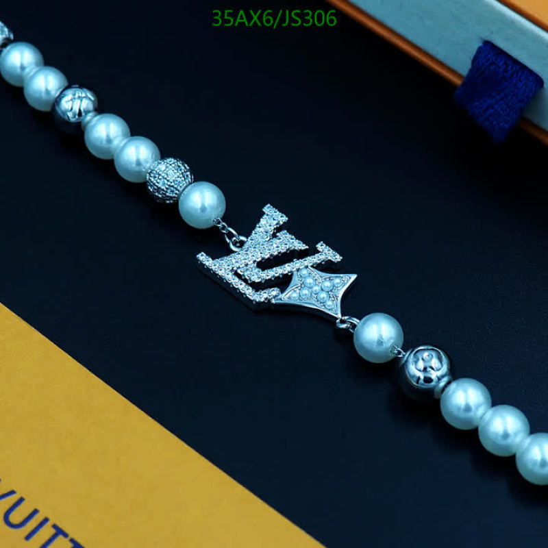 Key pendant-LV Code: JS306 $: 35USD