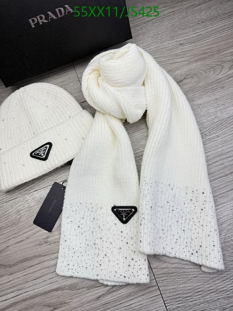 Scarf-Prada Code: JS425 $: 55USD