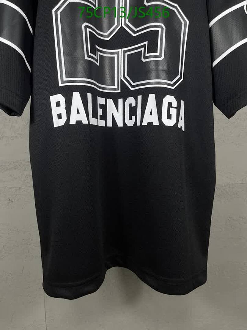 Clothing-Balenciaga Code: JS456 $: 75USD