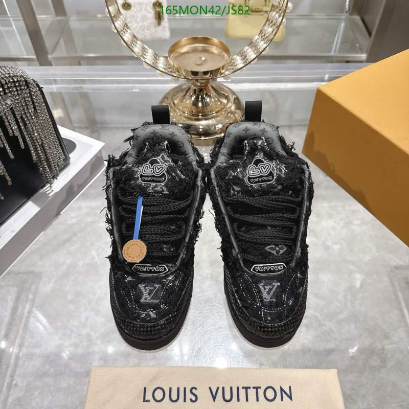 Men shoes-LV Code: JS82 $: 165USD