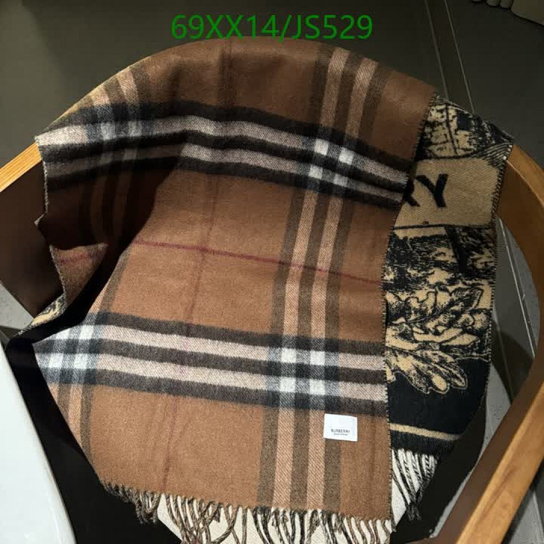Scarf-Burberry Code: JS529 $: 69USD