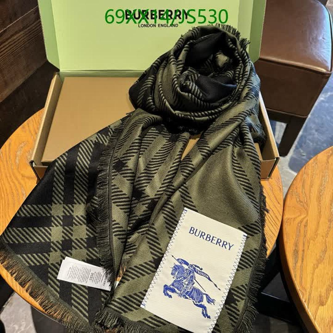 Scarf-Burberry Code: JS530 $: 69USD