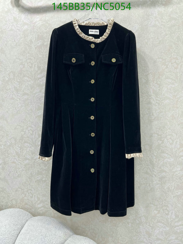 Clothing-Celine Code: NC5054 $: 145USD