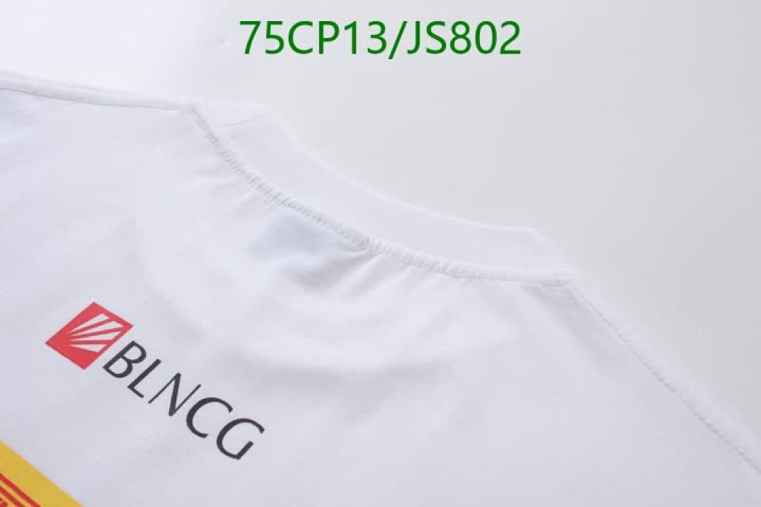 Clothing-Balenciaga Code: JS802 $: 75USD