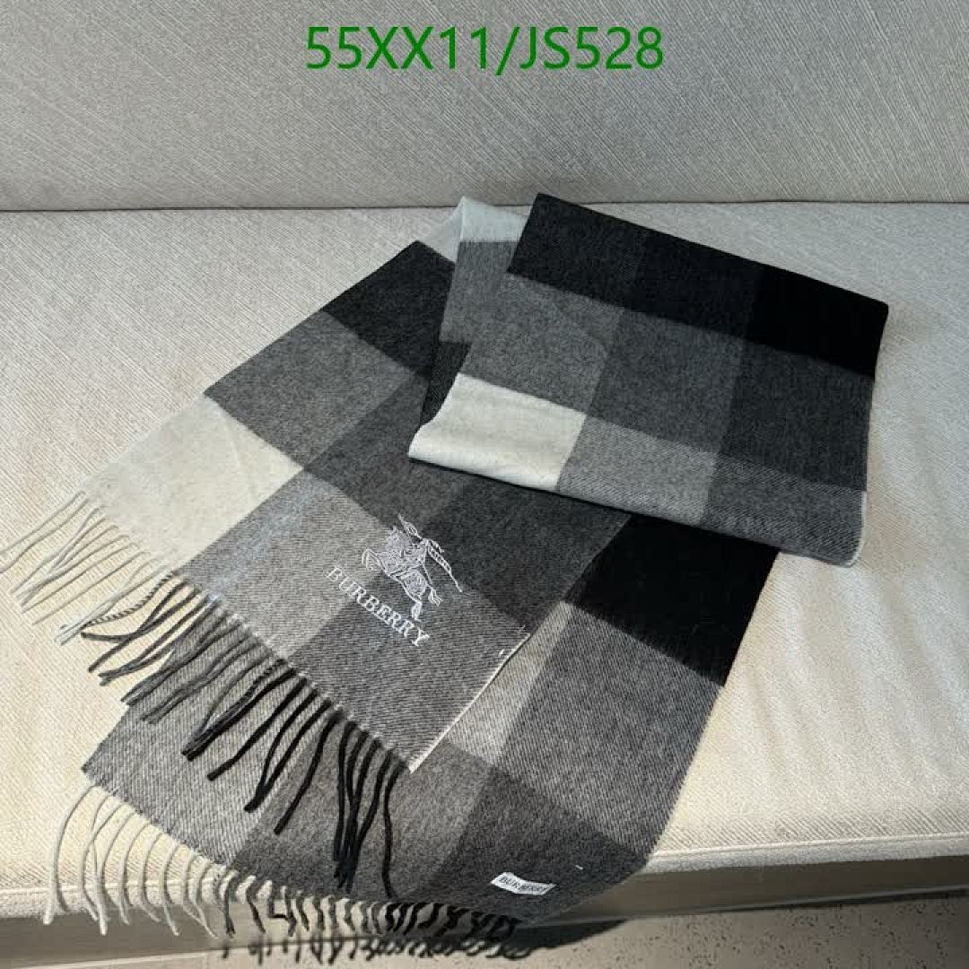 Scarf-Burberry Code: JS528 $: 55USD