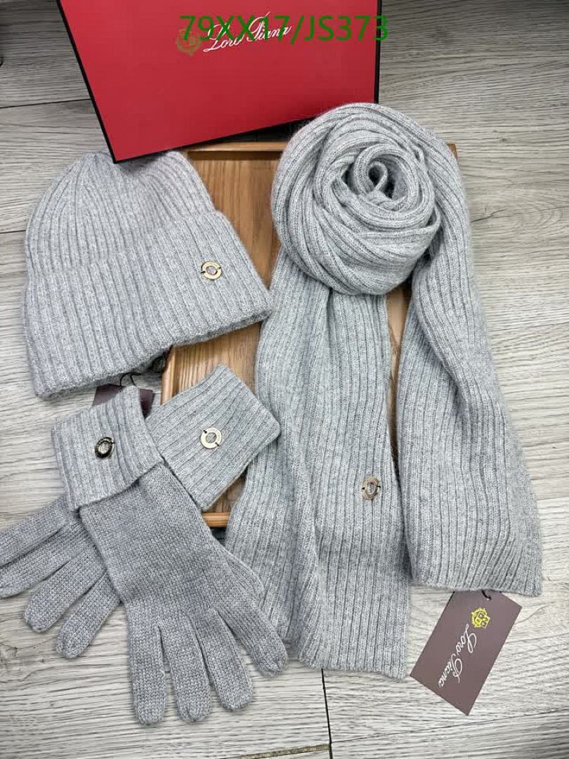 Scarf-Loro Piana Code: JS373 $: 79USD