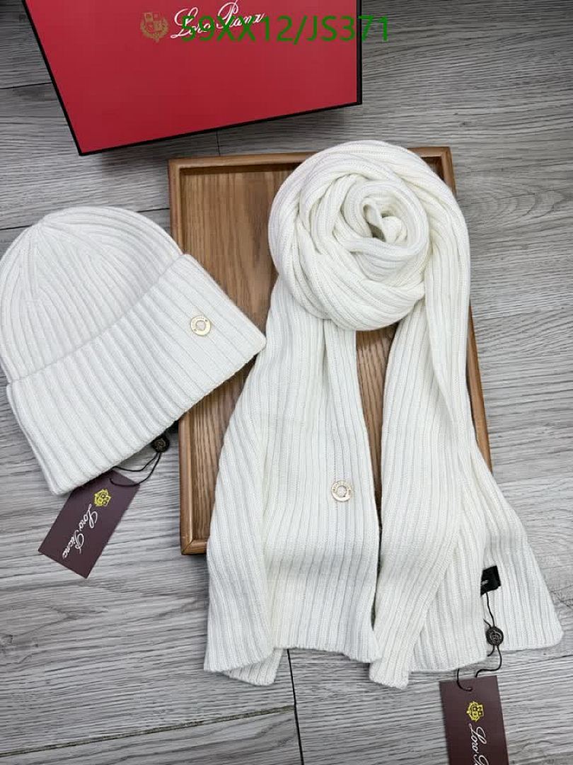 Scarf-Loro Piana Code: JS371 $: 59USD