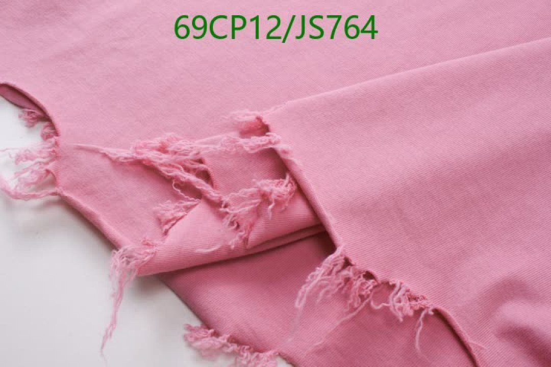 Clothing-Balenciaga Code: JS764 $: 69USD