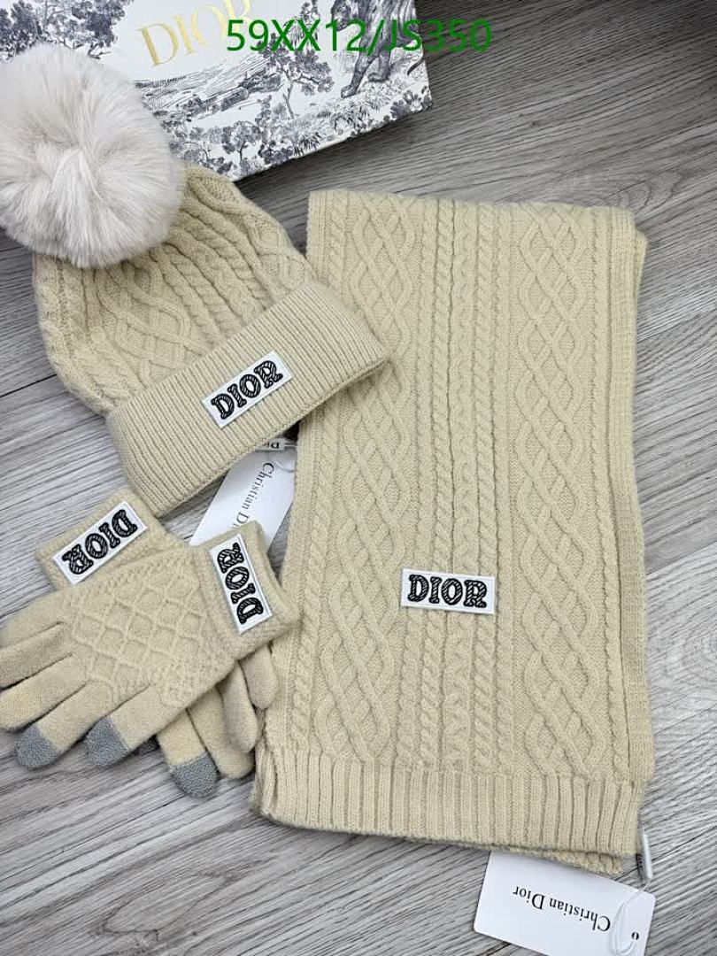 Gloves-Dior Code: JS350 $: 59USD