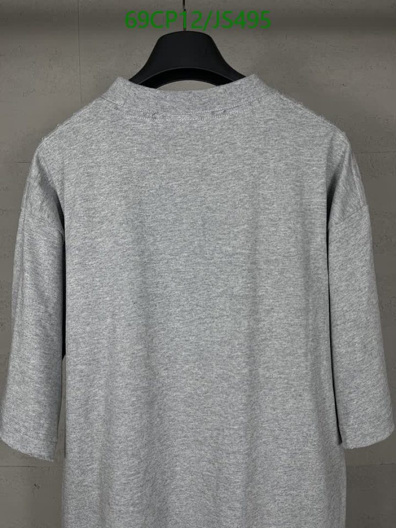 Clothing-Balenciaga Code: JS495 $: 69USD