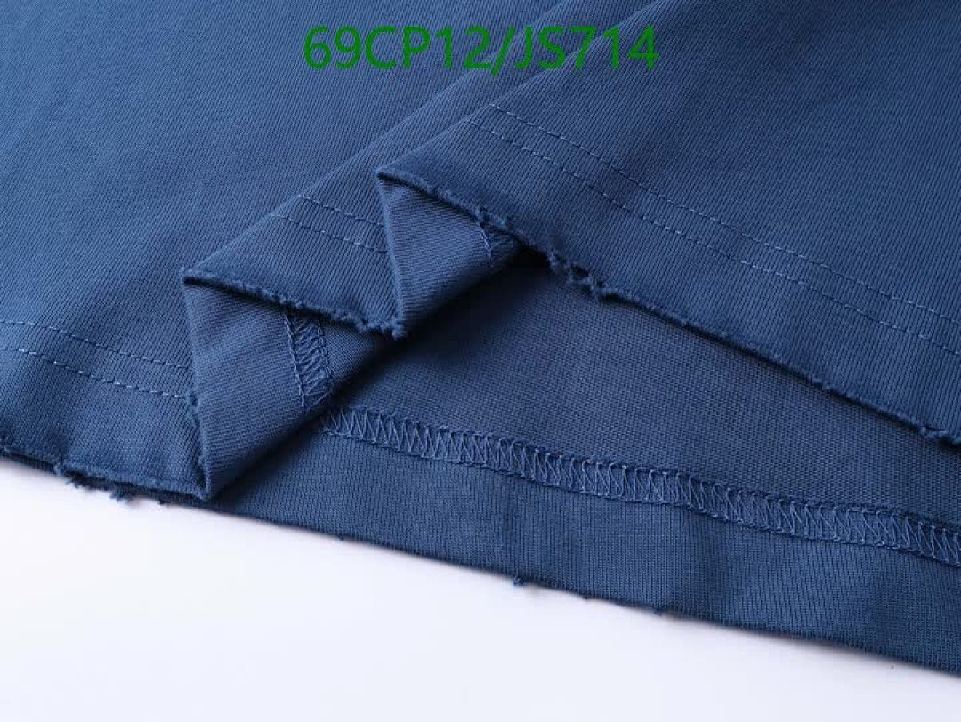 Clothing-Balenciaga Code: JS714 $: 69USD