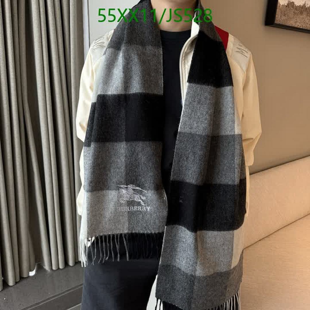 Scarf-Burberry Code: JS528 $: 55USD