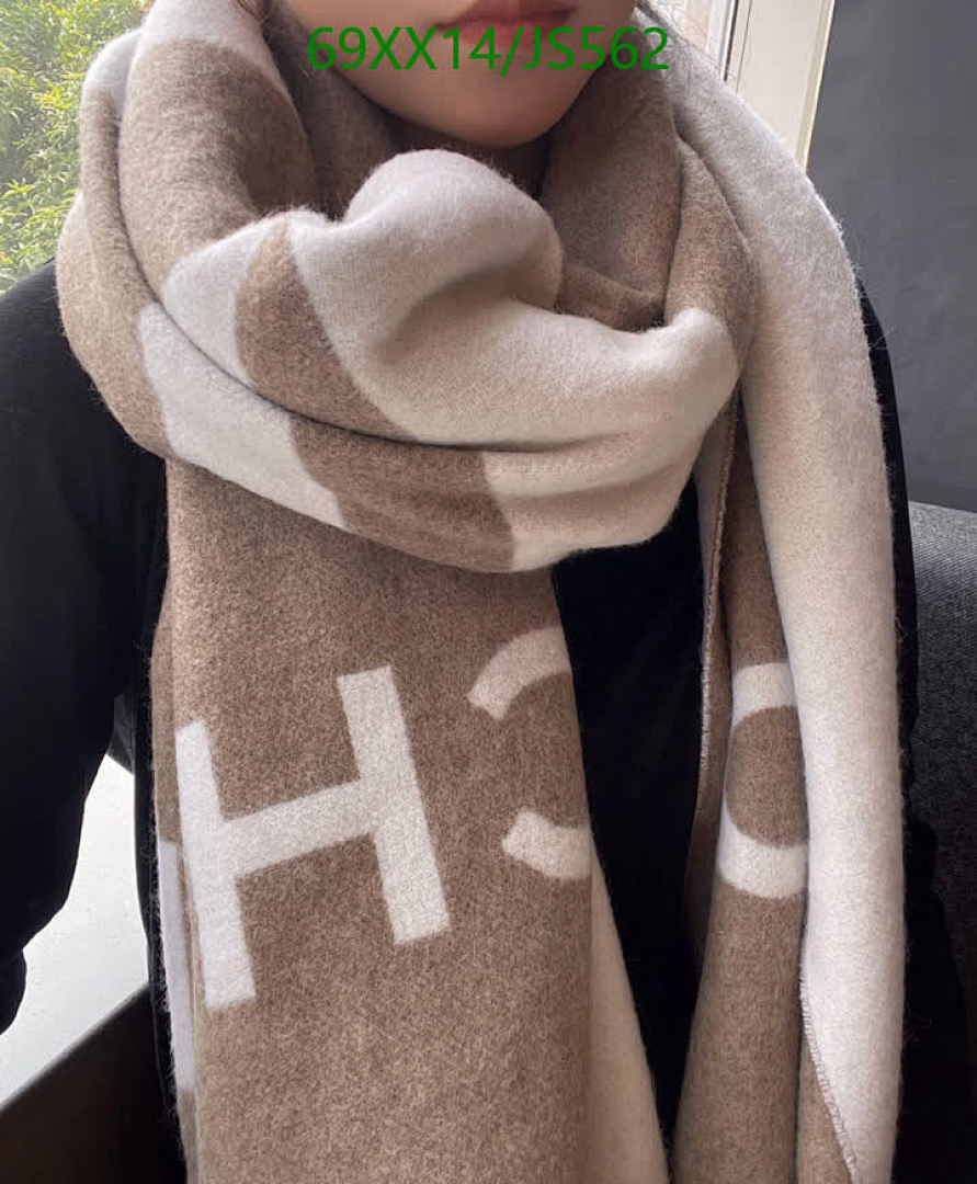 Scarf-Chanel Code: JS562 $: 69USD