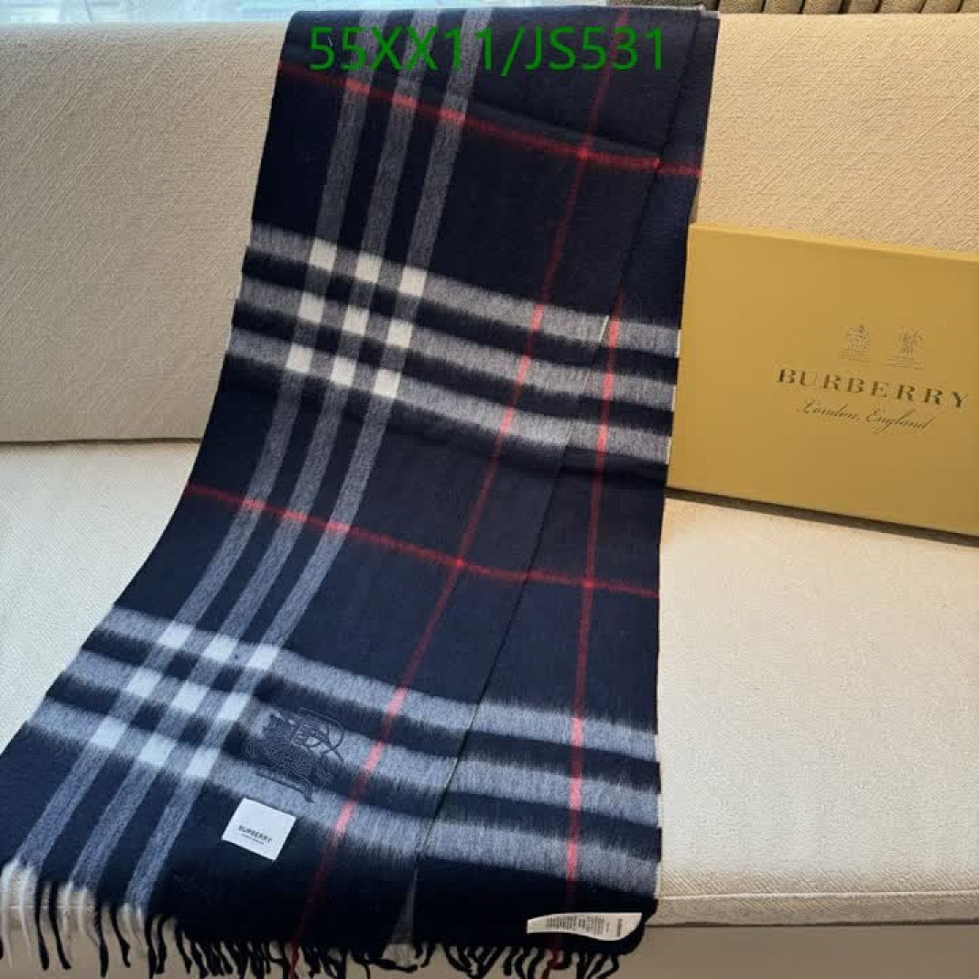 Scarf-Burberry Code: JS531 $: 55USD