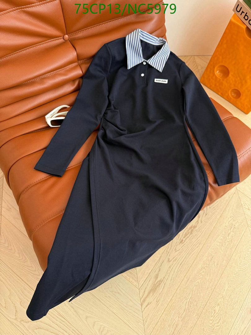 Clothing-MIUMIU Code: NC5979 $: 75USD