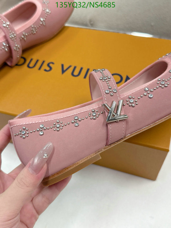 Women Shoes-LV Code: NS4685 $: 135USD
