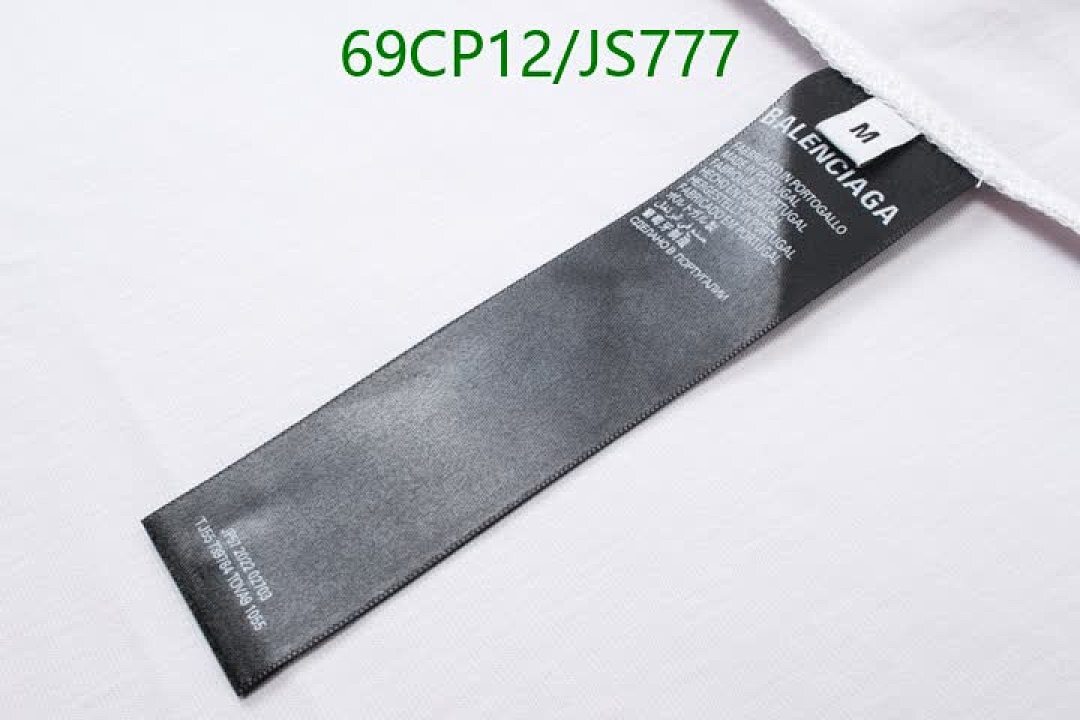 Clothing-Balenciaga Code: JS777 $: 69USD