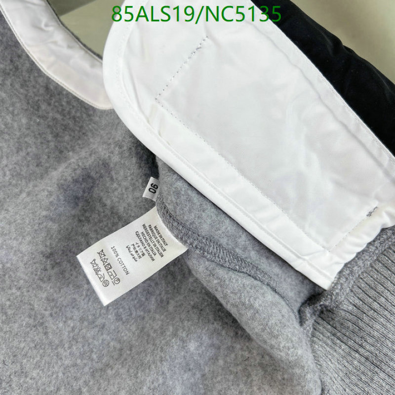 Kids Clothing-Canada Goose Code: NC5135 $: 85USD