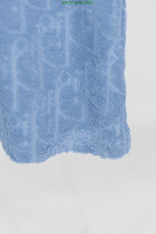 Clothing-Dior Code: NC4557 $: 69USD